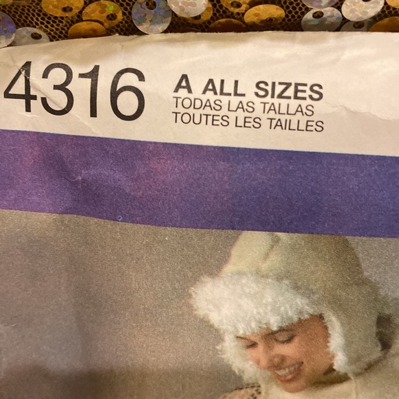 2005 Simplicity Hat Pattern #4316 - Picture 2 of 7